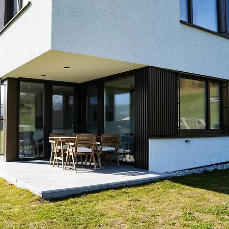 Roens Holiday home *